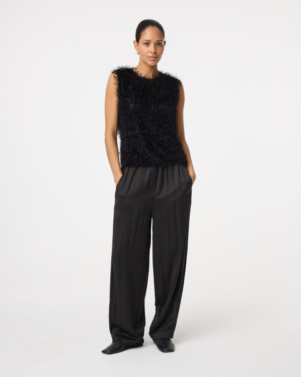 KNIT-TED POLLY TOP