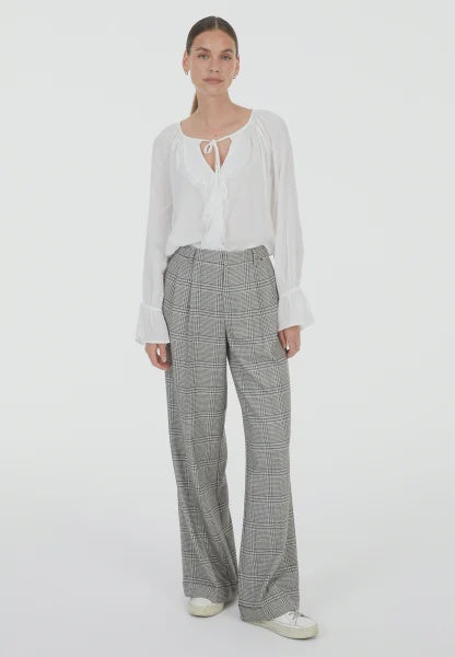 Marc Aurel Pleated trousers with check pattern