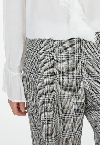 Marc Aurel Pleated trousers with check pattern