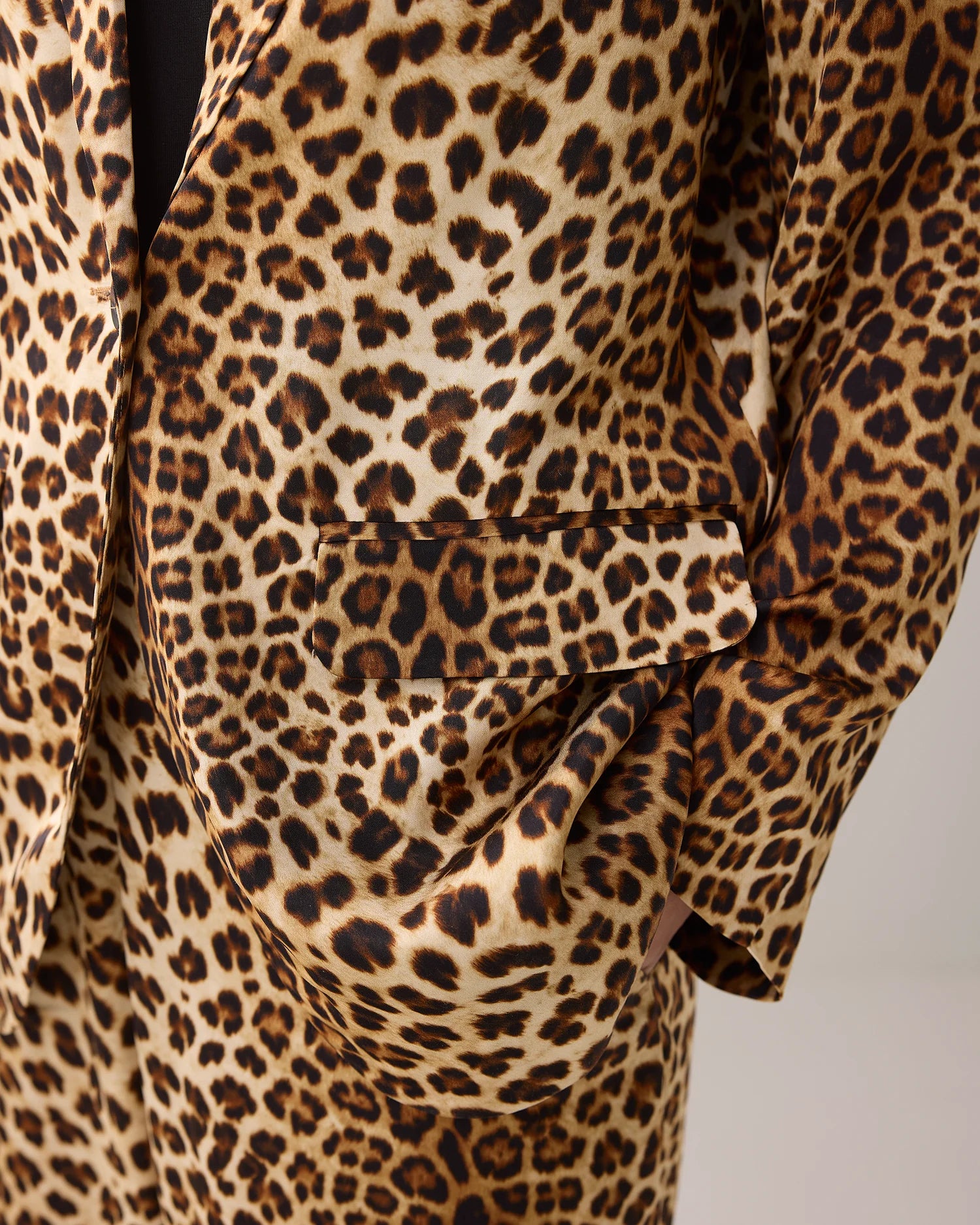 Summum Boyfriend blazer panther print