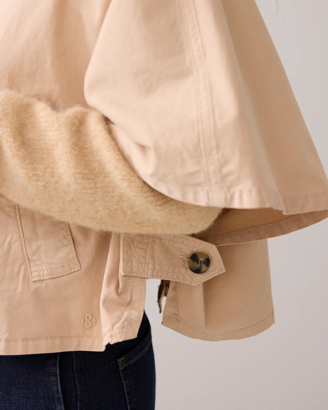 Summum Cape in crispy cotton