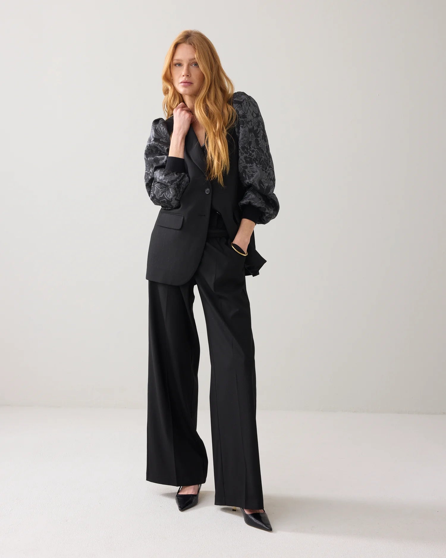 Summum Pinstripe blazer with jacquard sleeves