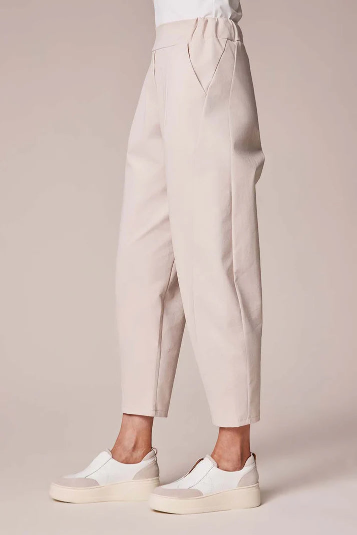 Deck Barrel Shape Joggers