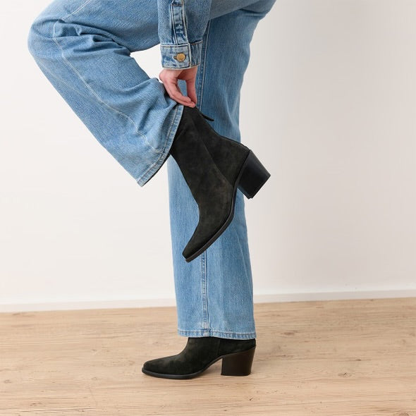 Paul green black ankle boot