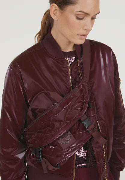 Marc Aurel Bag with a shimmering look