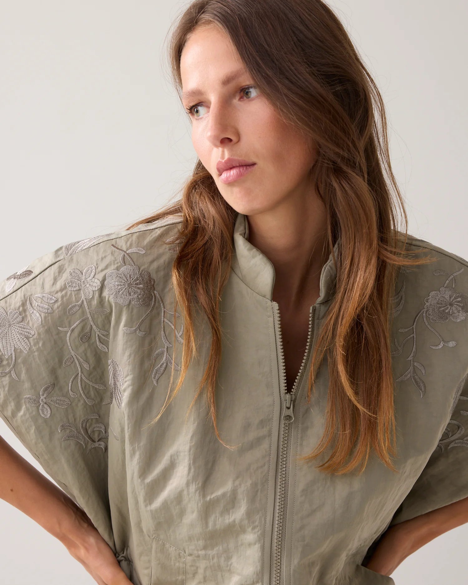 Summum Embroidered gilet with embroidery