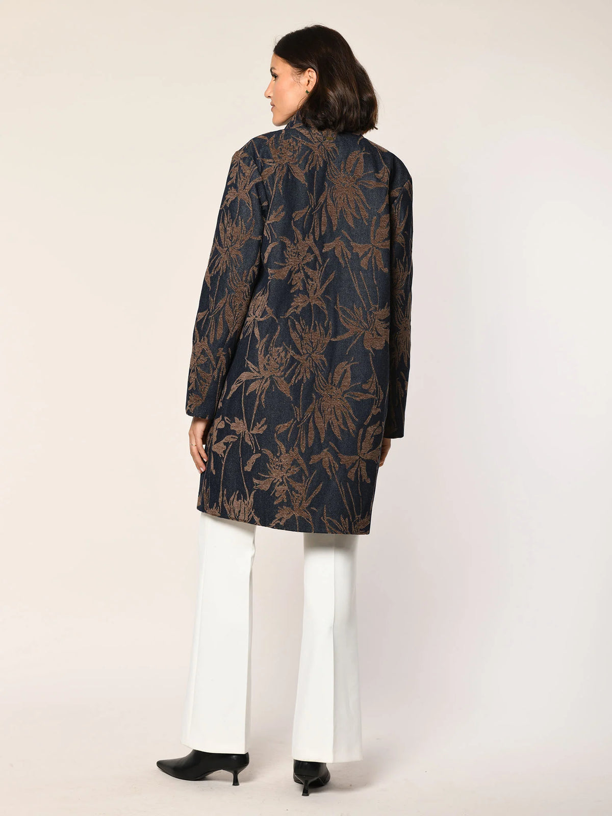 White Label Jacket 323113