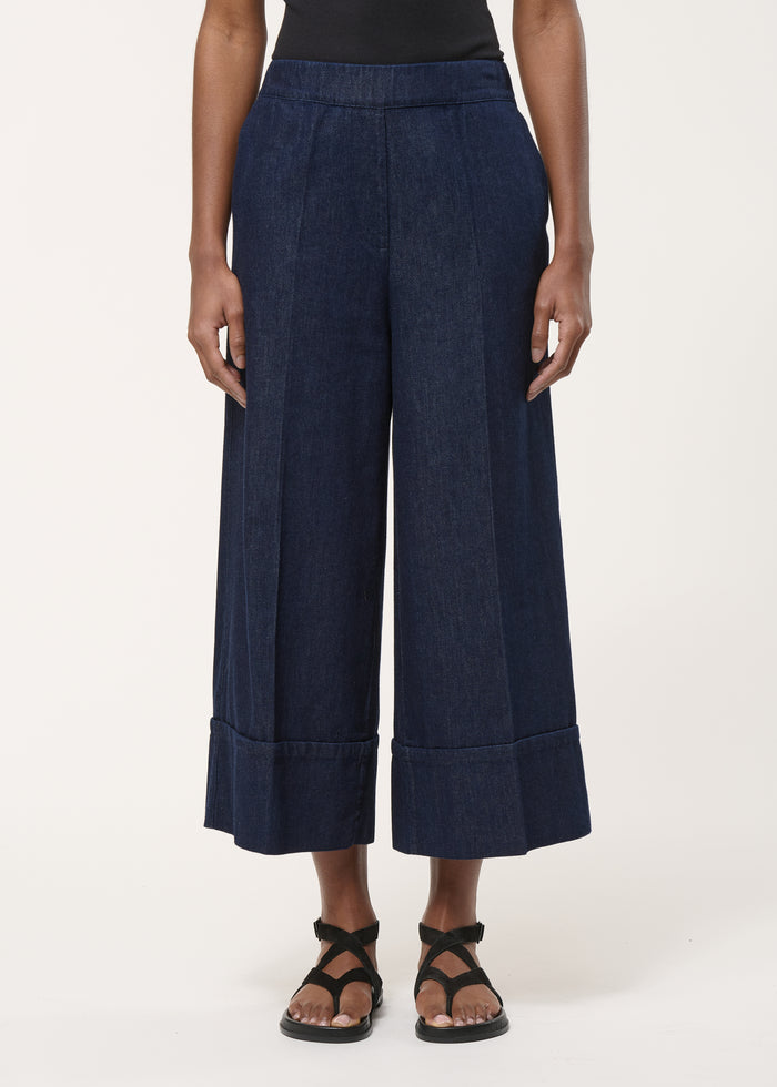 humility Wide raw denim pants 7/8 length
