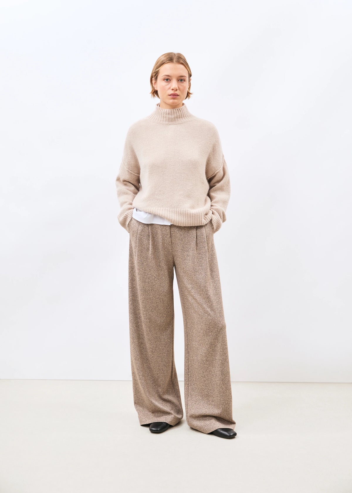 HUMILITY CIELOM SWEATER