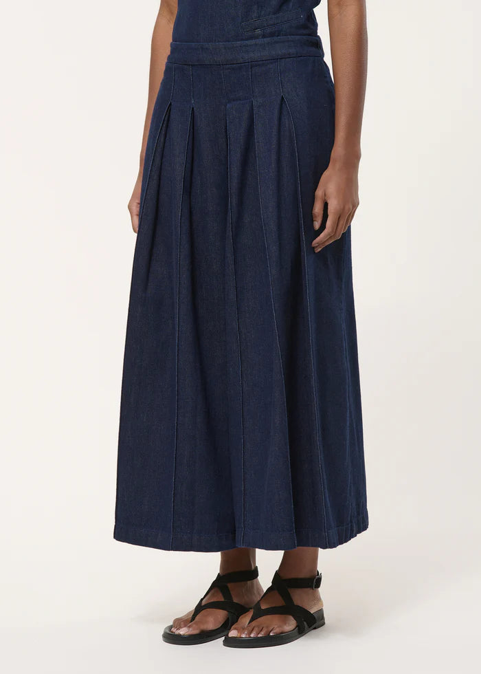 humility Pleated denim trousers