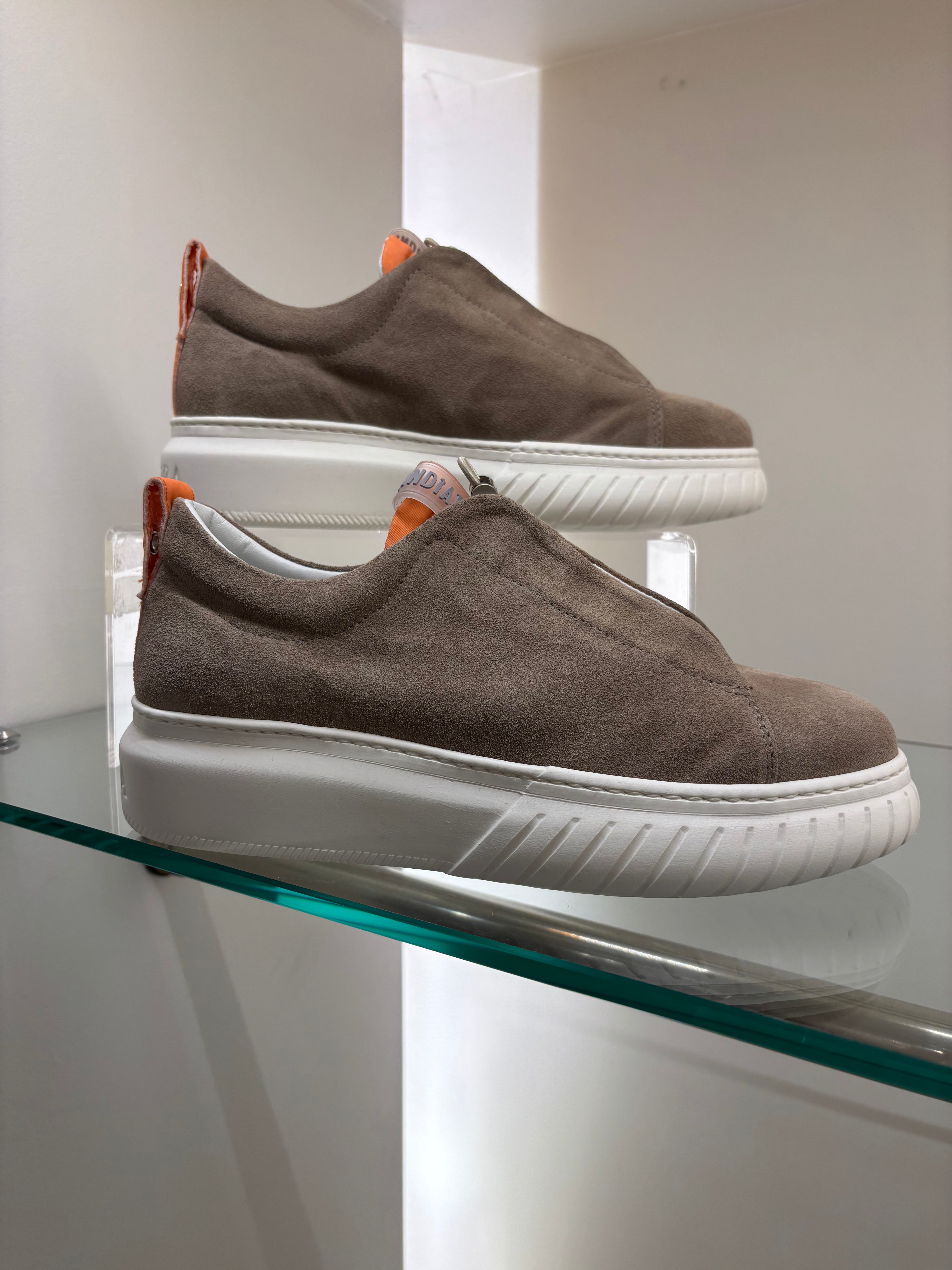 Andia Fora Libi One Suede Tortora