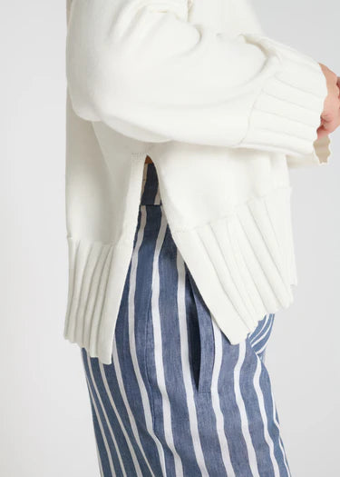 hana san Nalinin Sweater