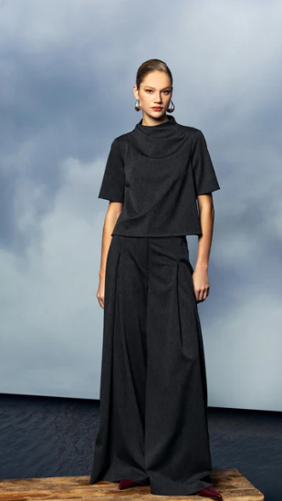 KAMEYA DRAPED NECK BLOUSE