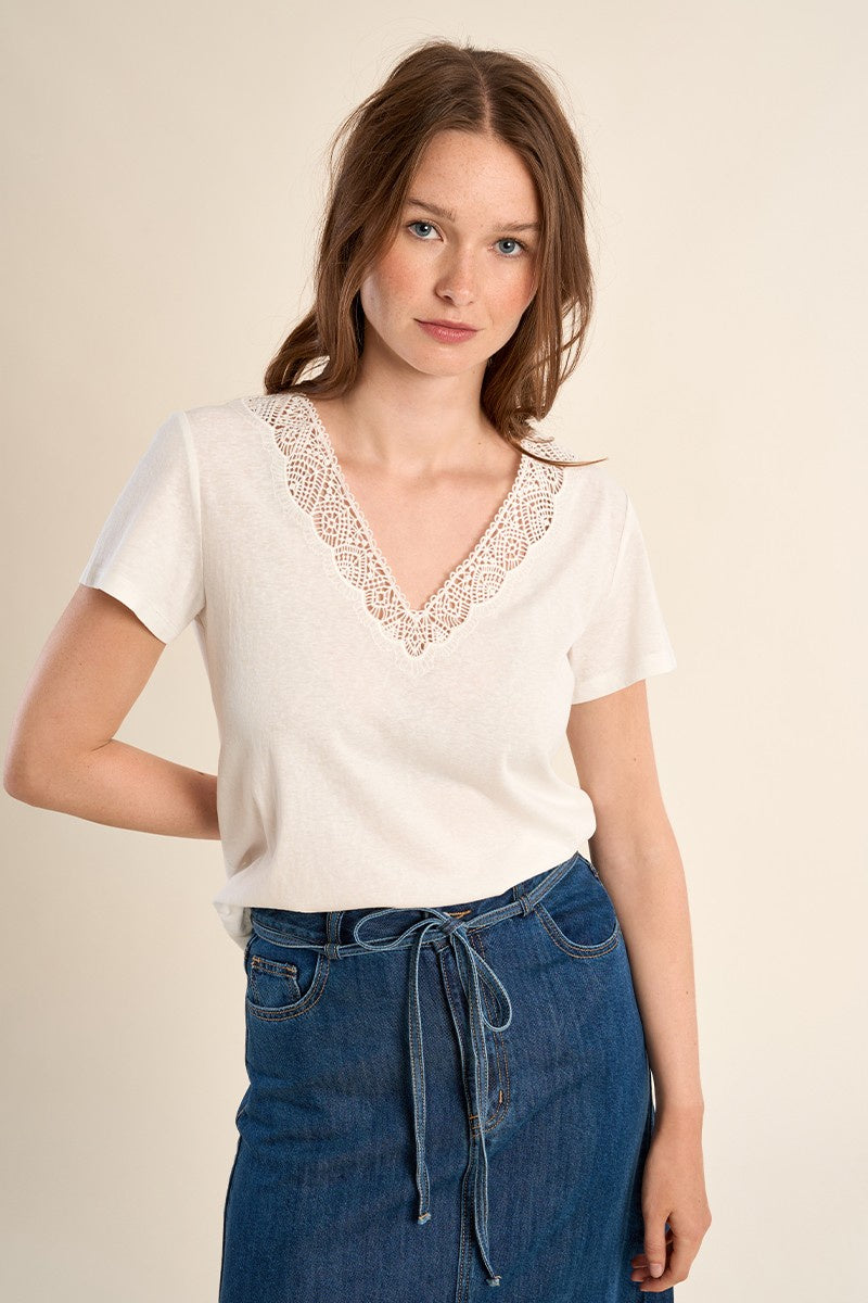 Molly Bracken Casual T-shirt with embroidered details