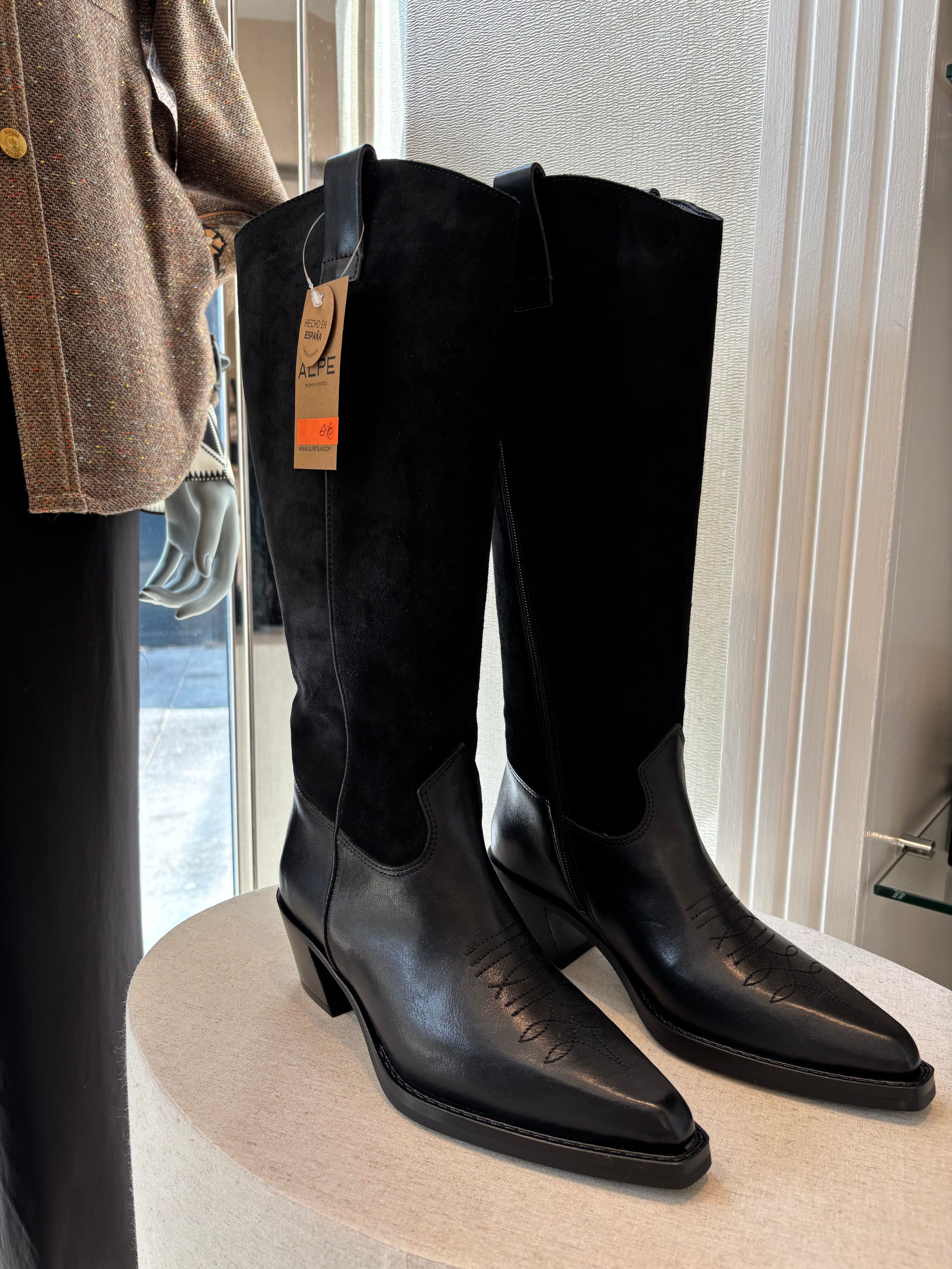 alpe Redwook baby silk negro