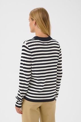 PART TWO ZariaPW Pullover