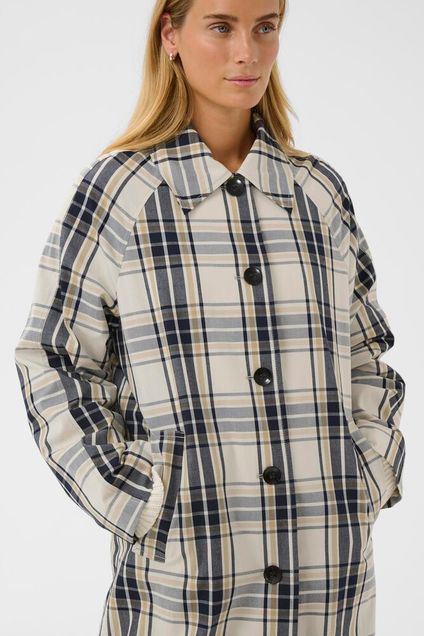 Part Two YashaPW Coat