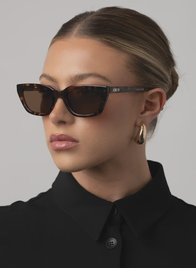 OTRA EYEWEAR Nove Tort