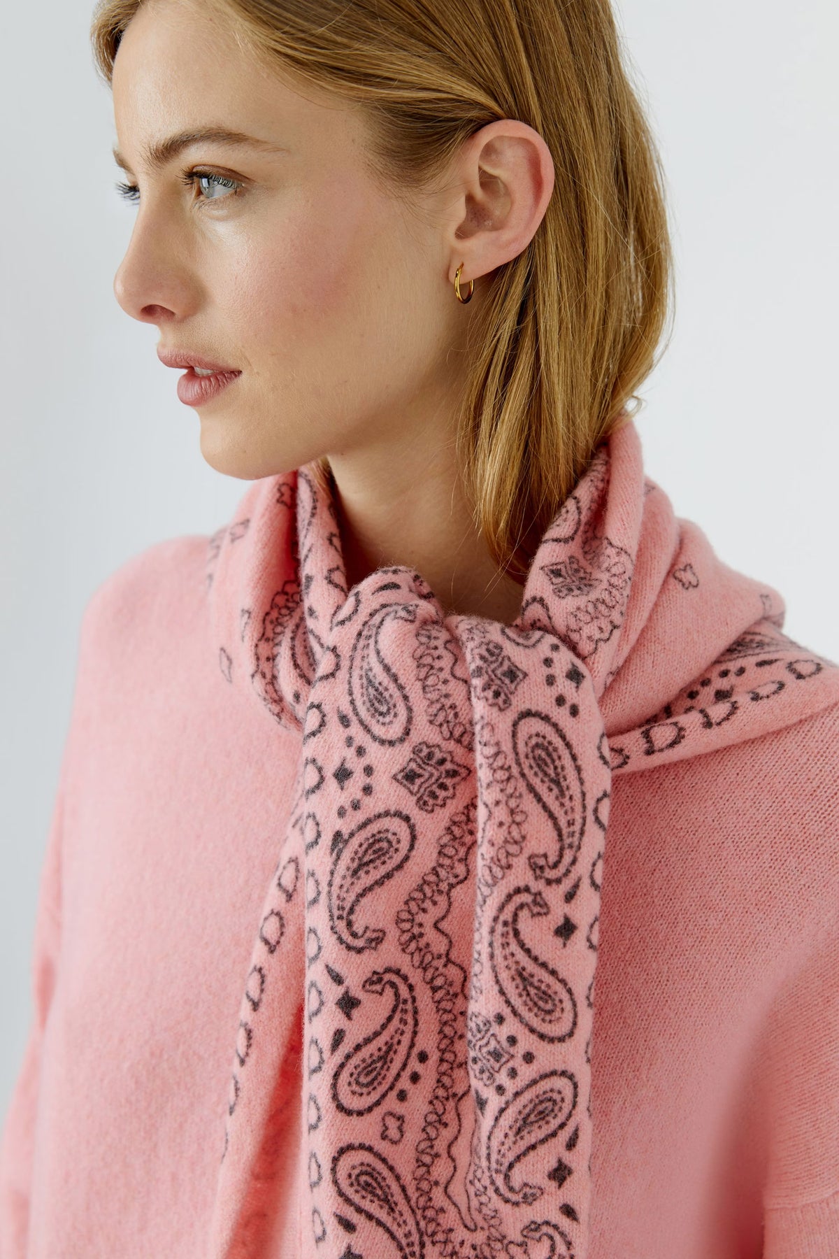 OUI Trianglescarf