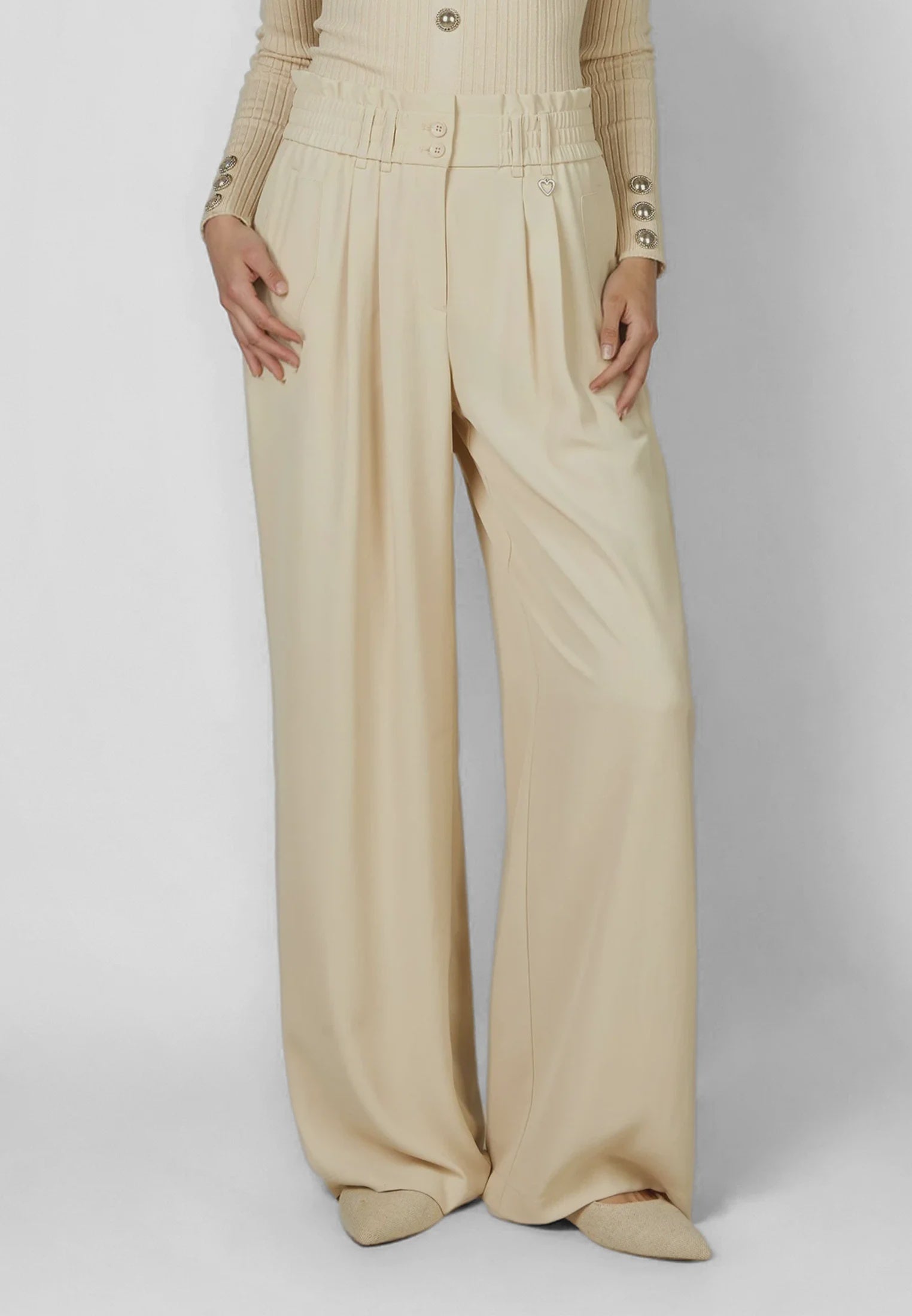 Marc Aurel wide pleated trousers made of soft, draping fabric