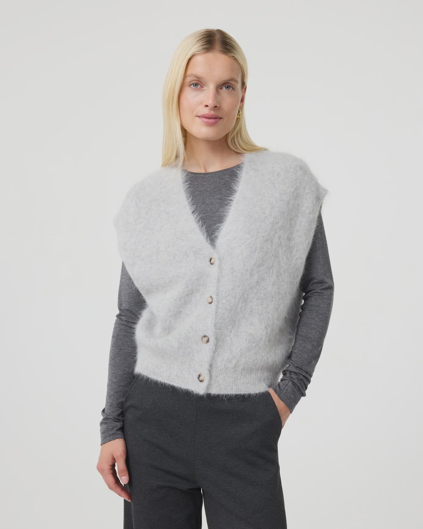 knit-ted Constanze Cardigan