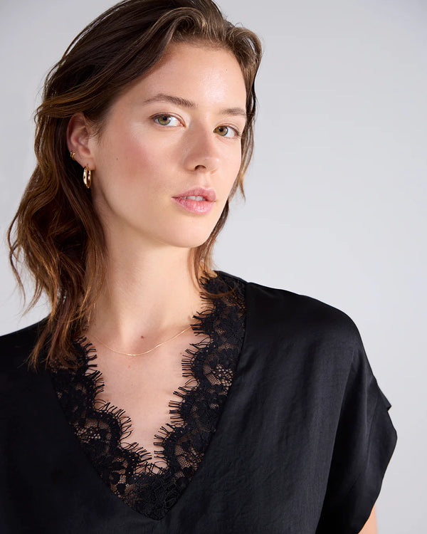 Summum Sleeveless top with lace