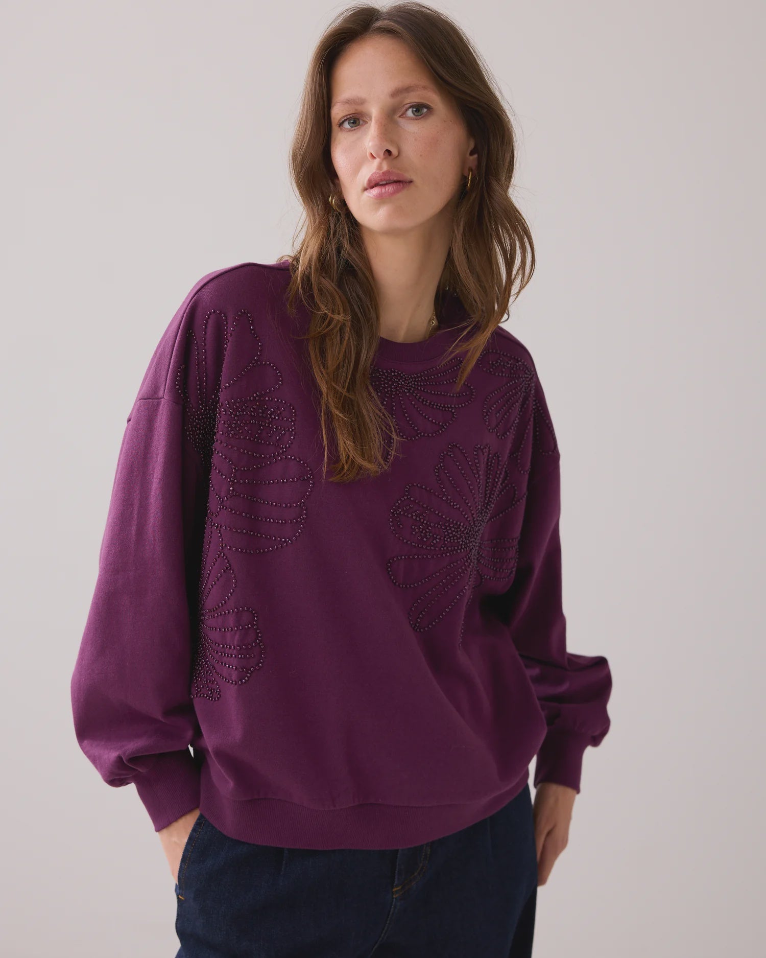 Summum Oversized hand-embroidered jumper