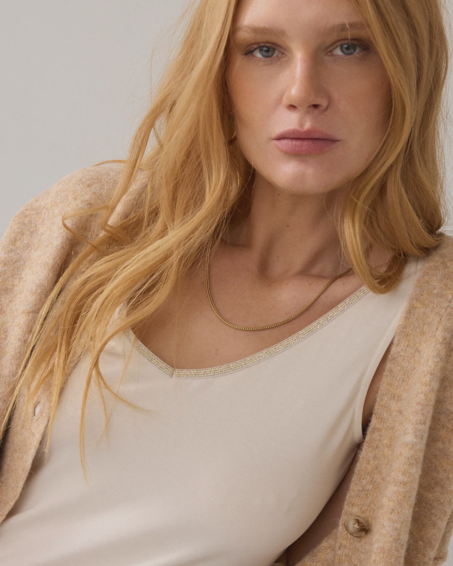 Summum Reversible singlet with glitter trim