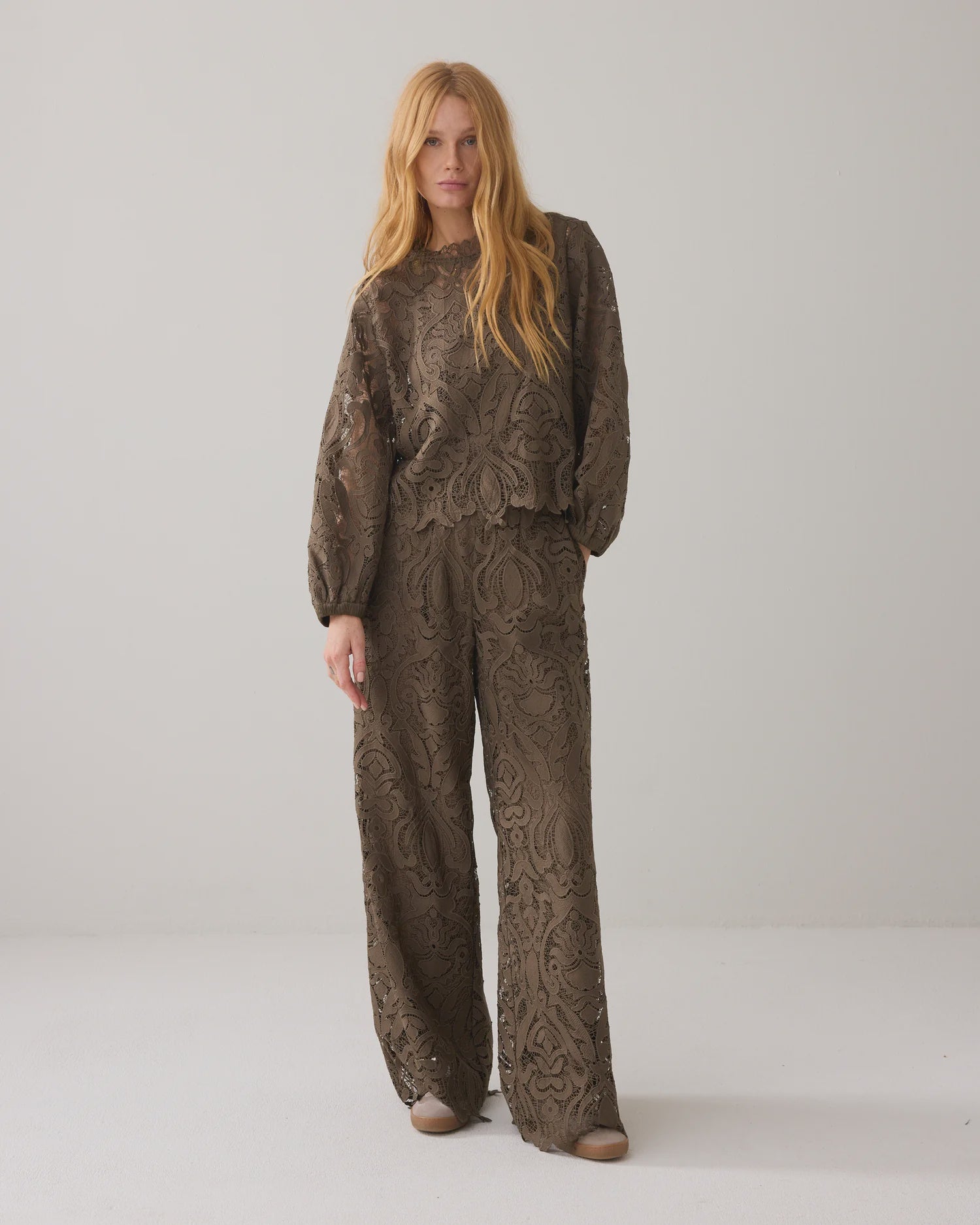Summum Lined lace trousers