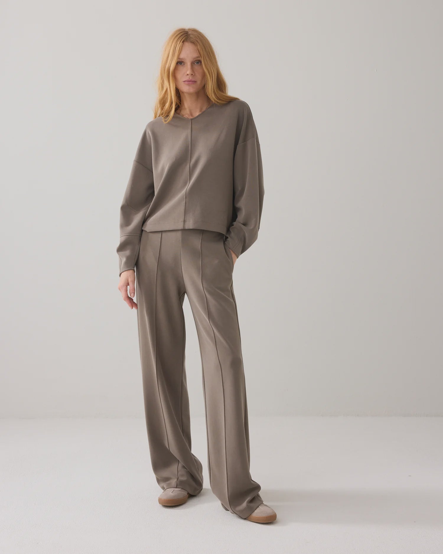 Summum Scuba trousers with pintuck