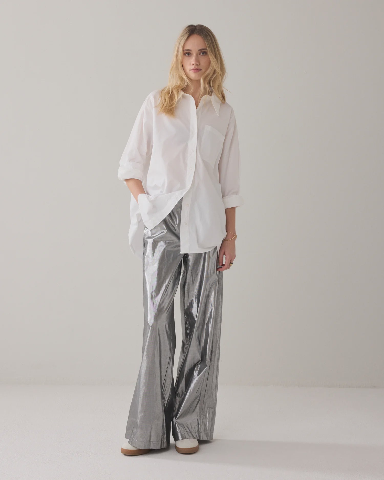 Summum WIDE-LEG TROUSERS IN SHINY SILVER FABRIC