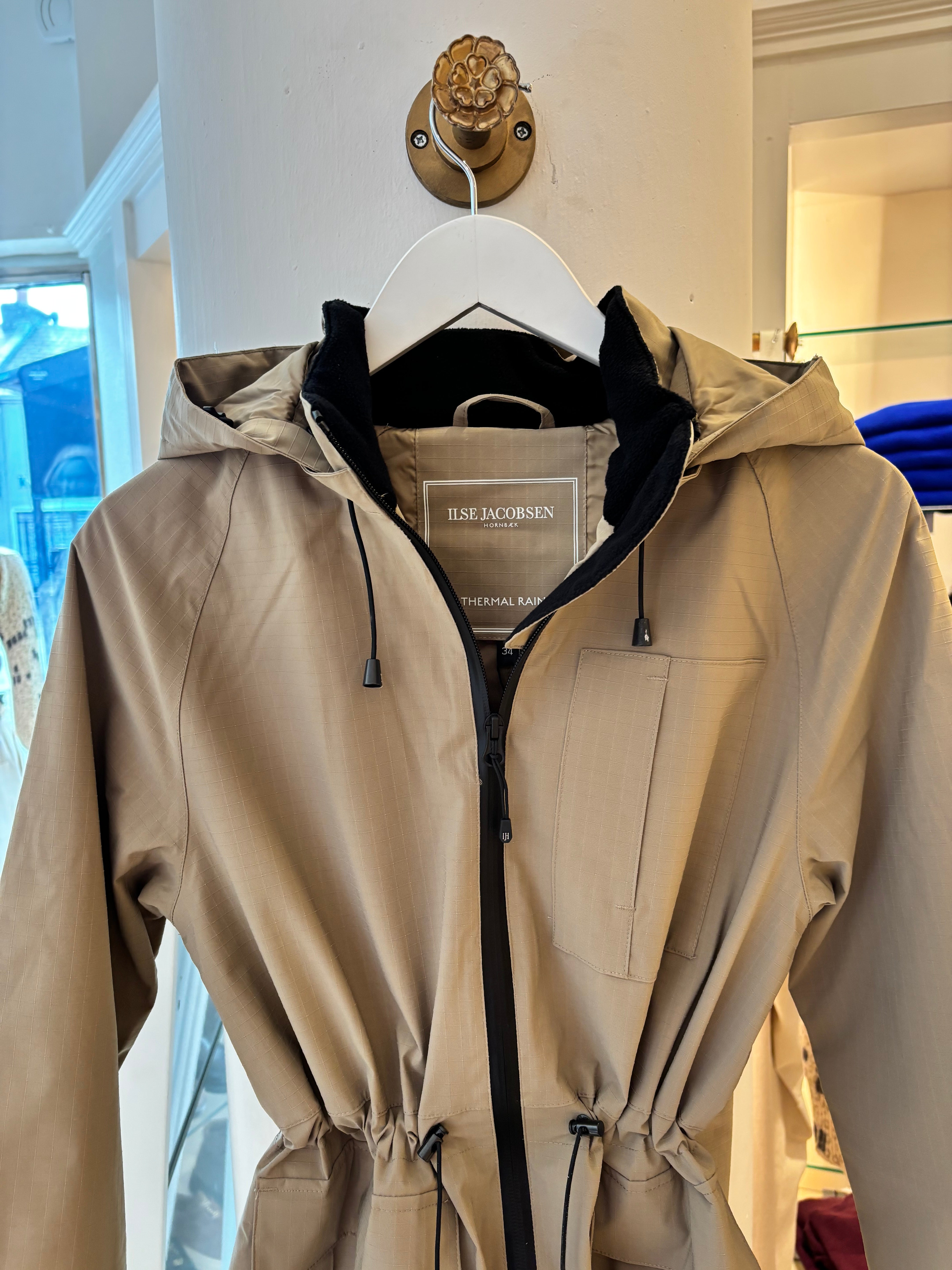 ILSE JACOBSEN THERMAL01