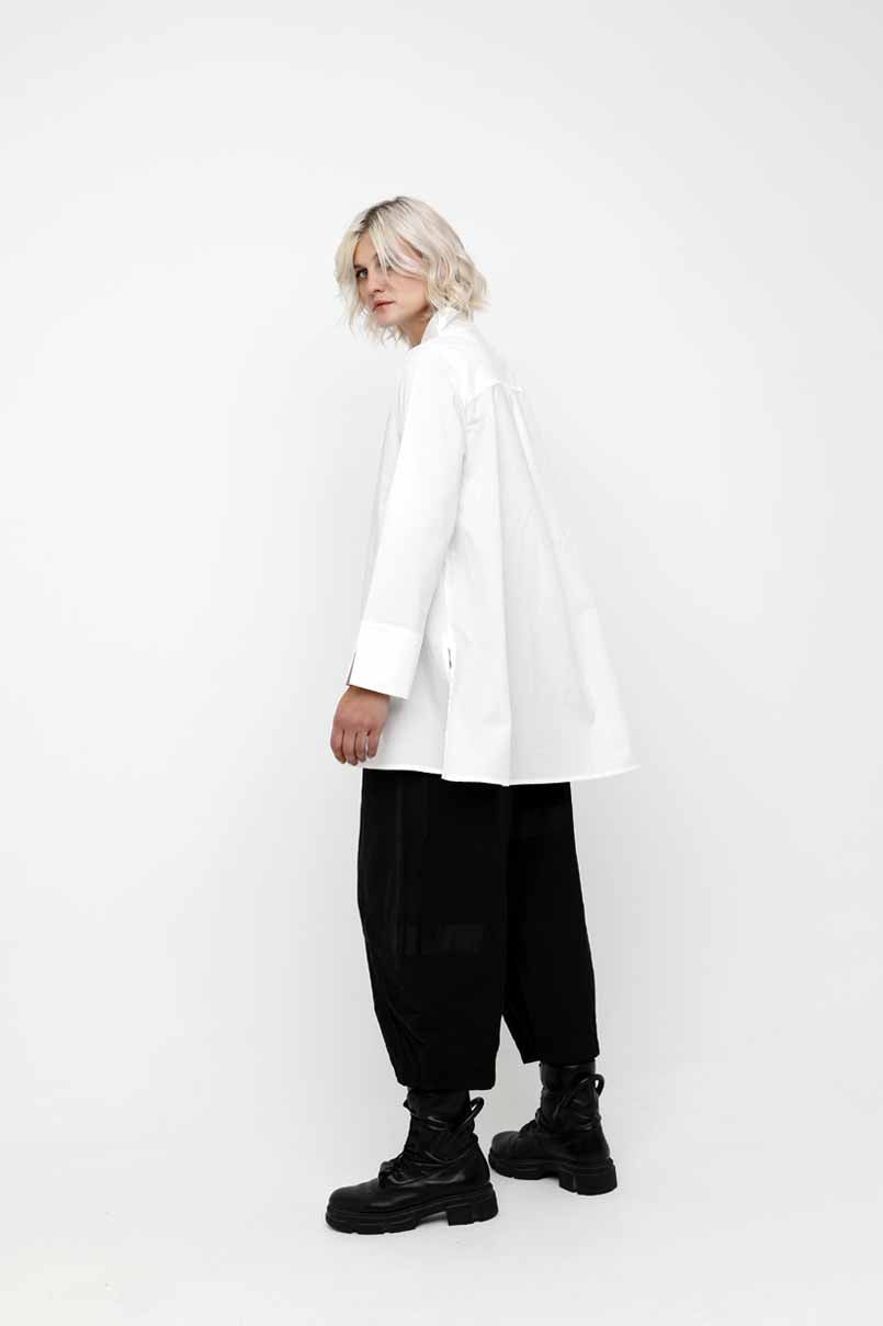 OZAI N KU All cotton asymmetrical shirt