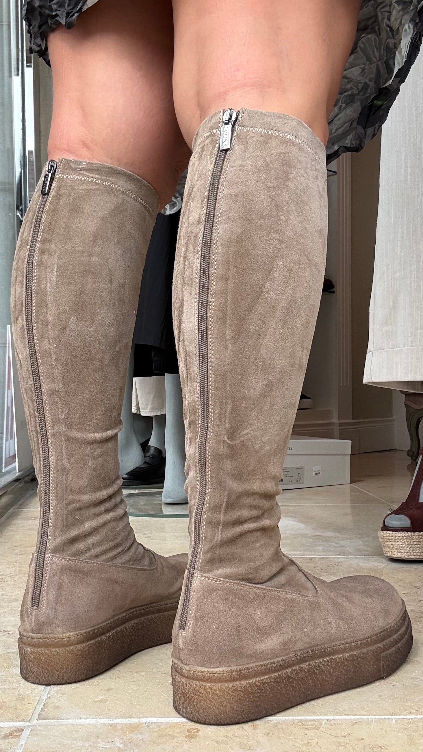 Lofina long suede boot