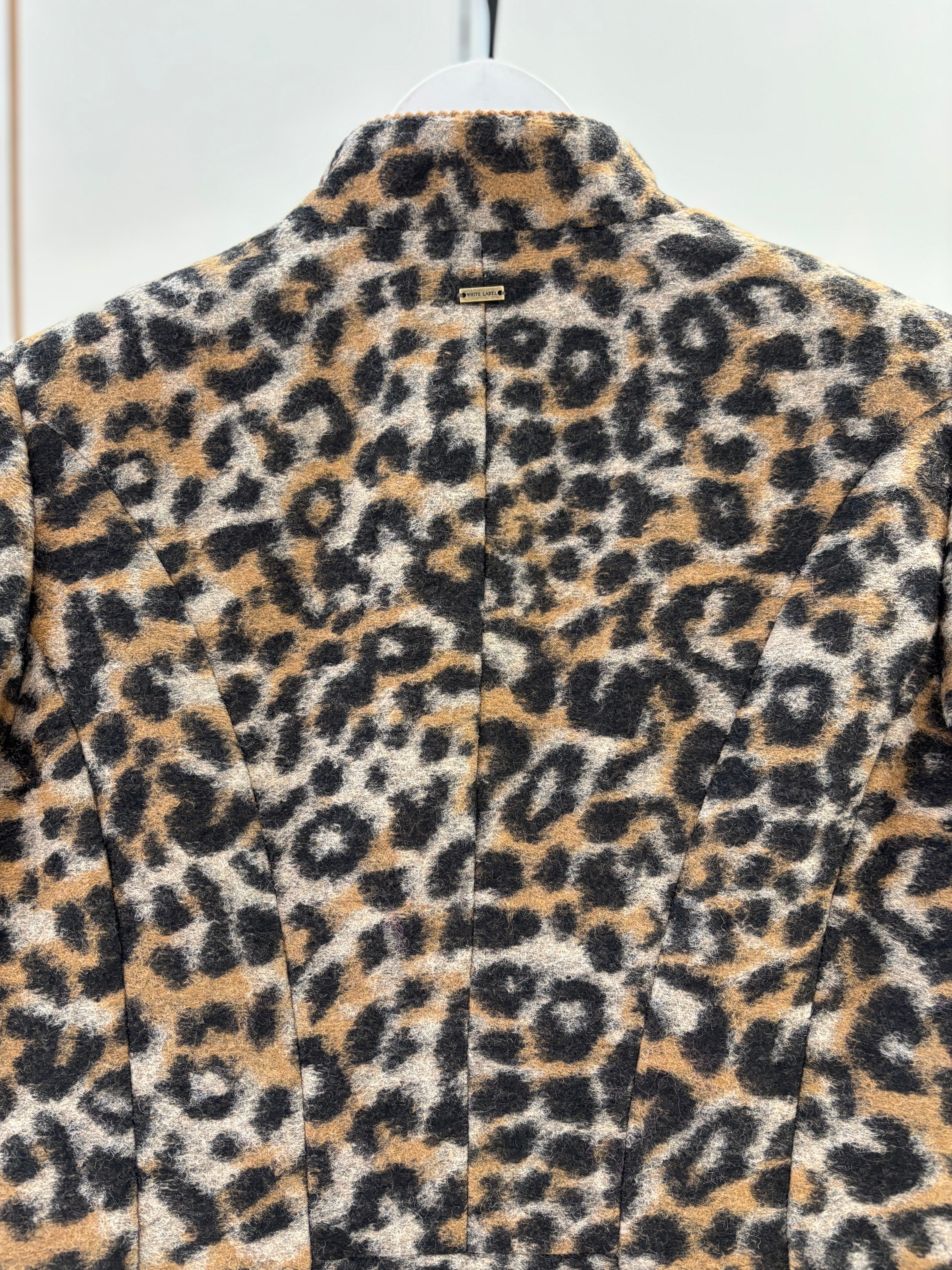 White Label Jacket 639