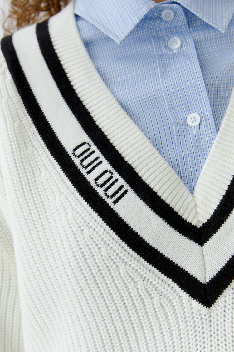 OUI Pullover - white black