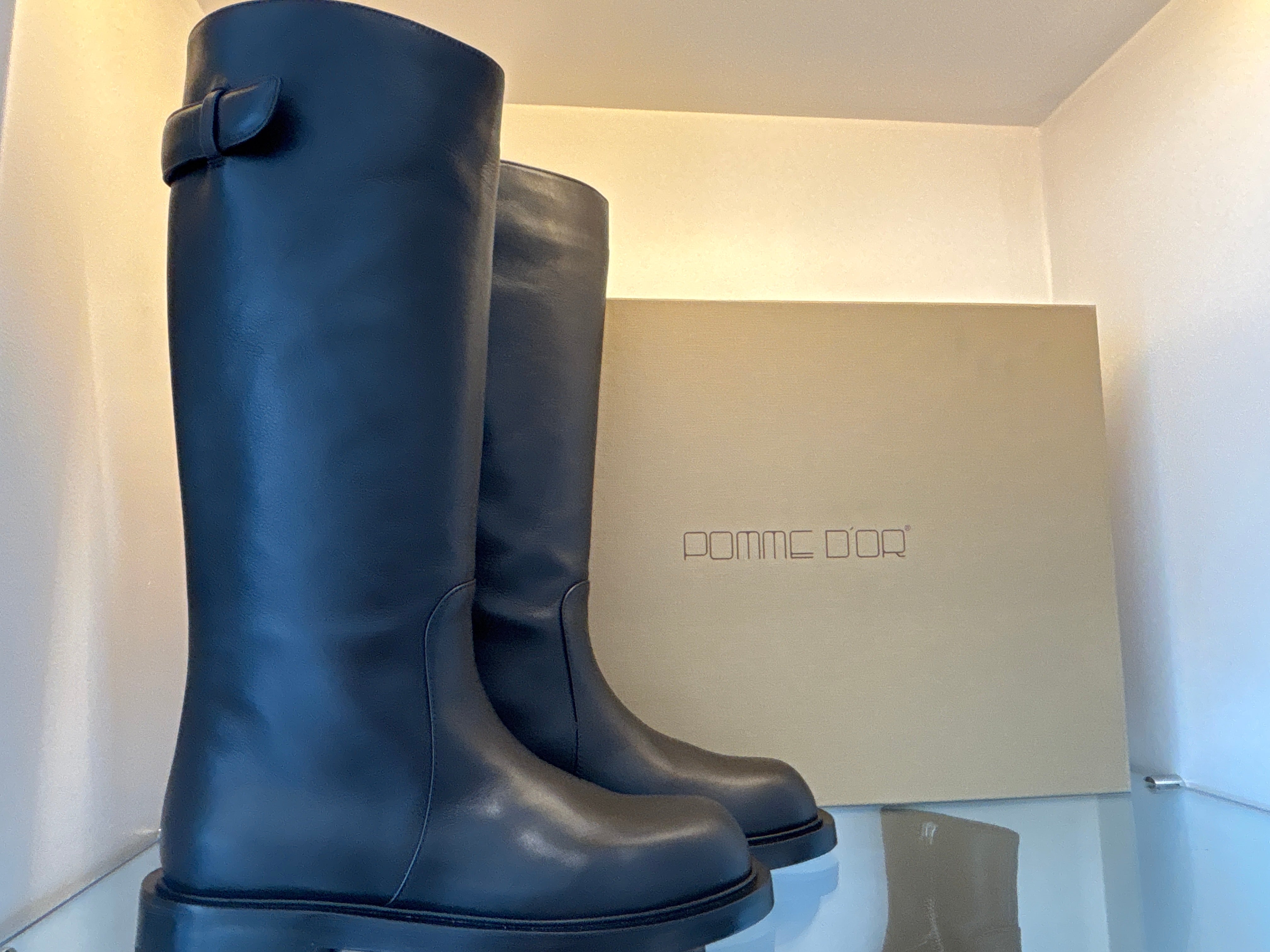POMME D'OR long leather boot