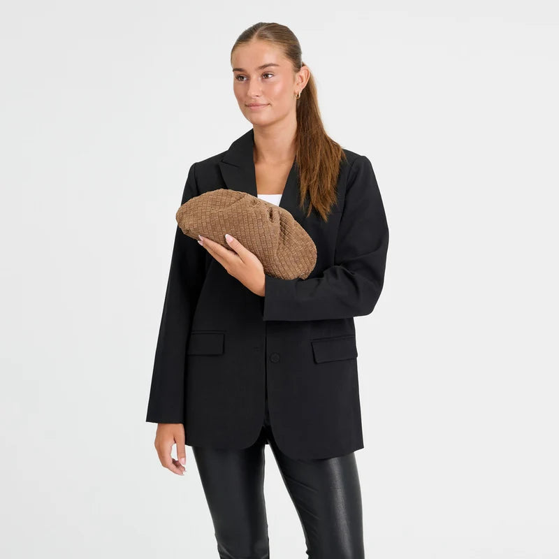 DEPECHE Berlin braided clutch