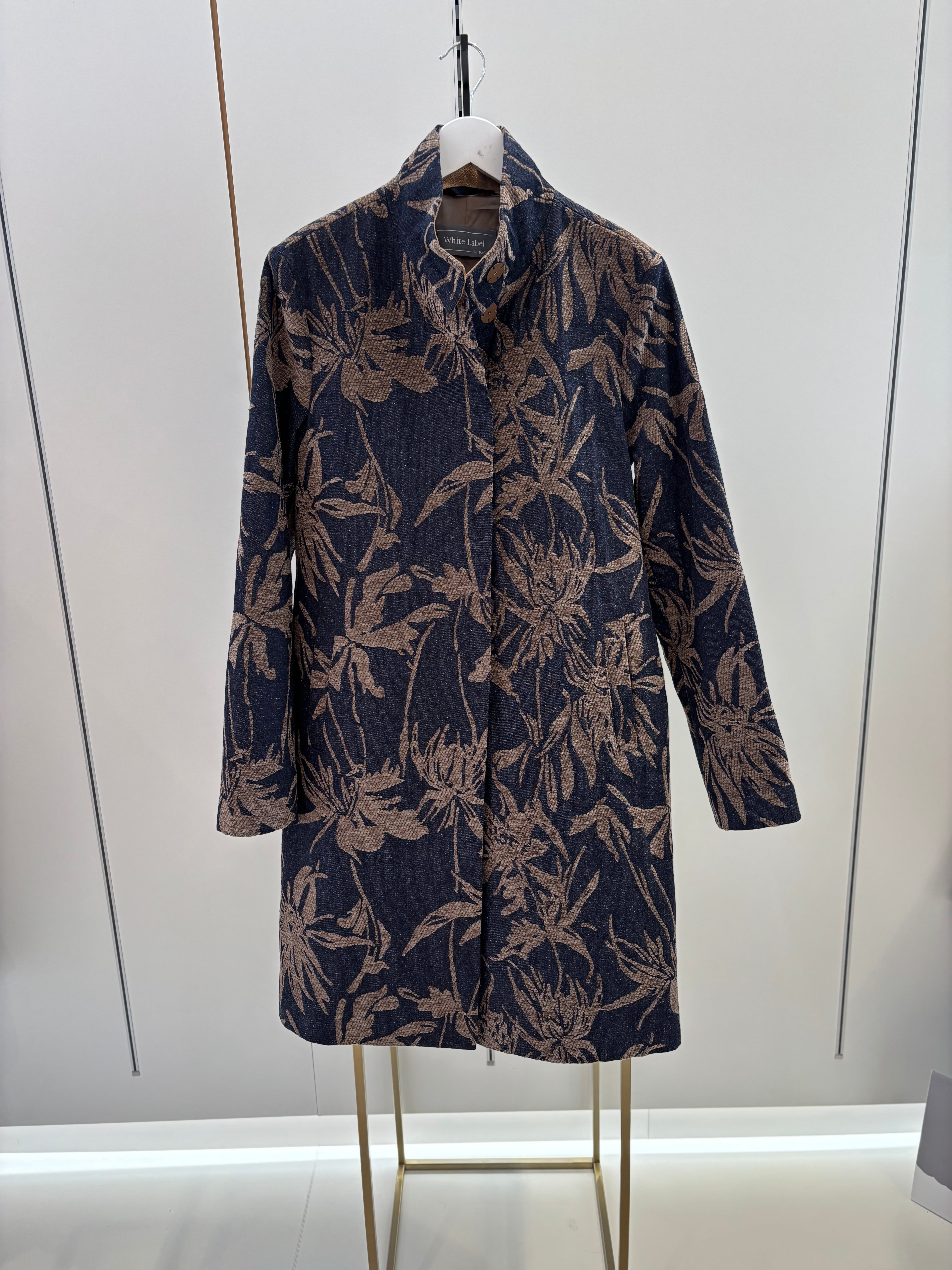 White Label Jacket 323113