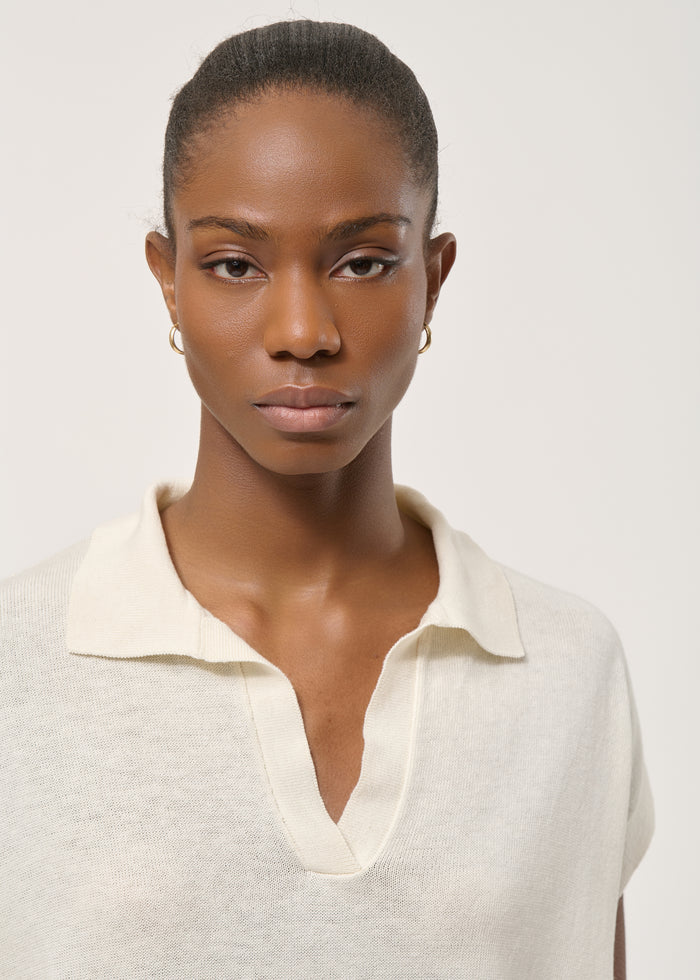 humility Off-white striped fine knit asymmetrical sweater