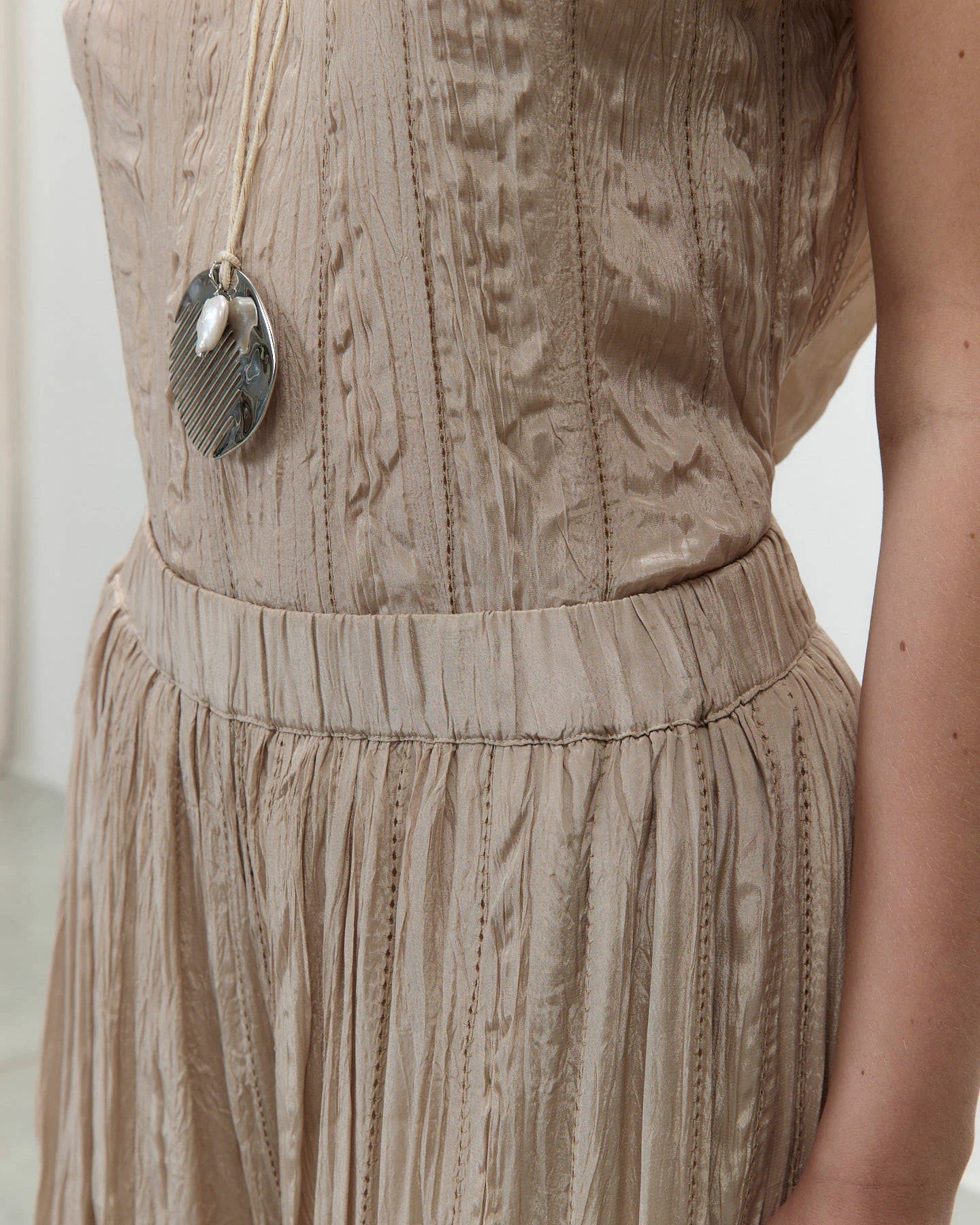 ALYSI WIDE WRINKLE PANTS