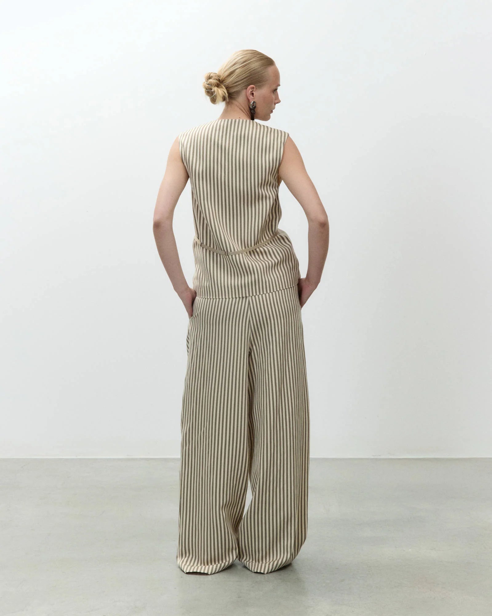 ALYSI STRIPED TROUSERS WITH PLEATS