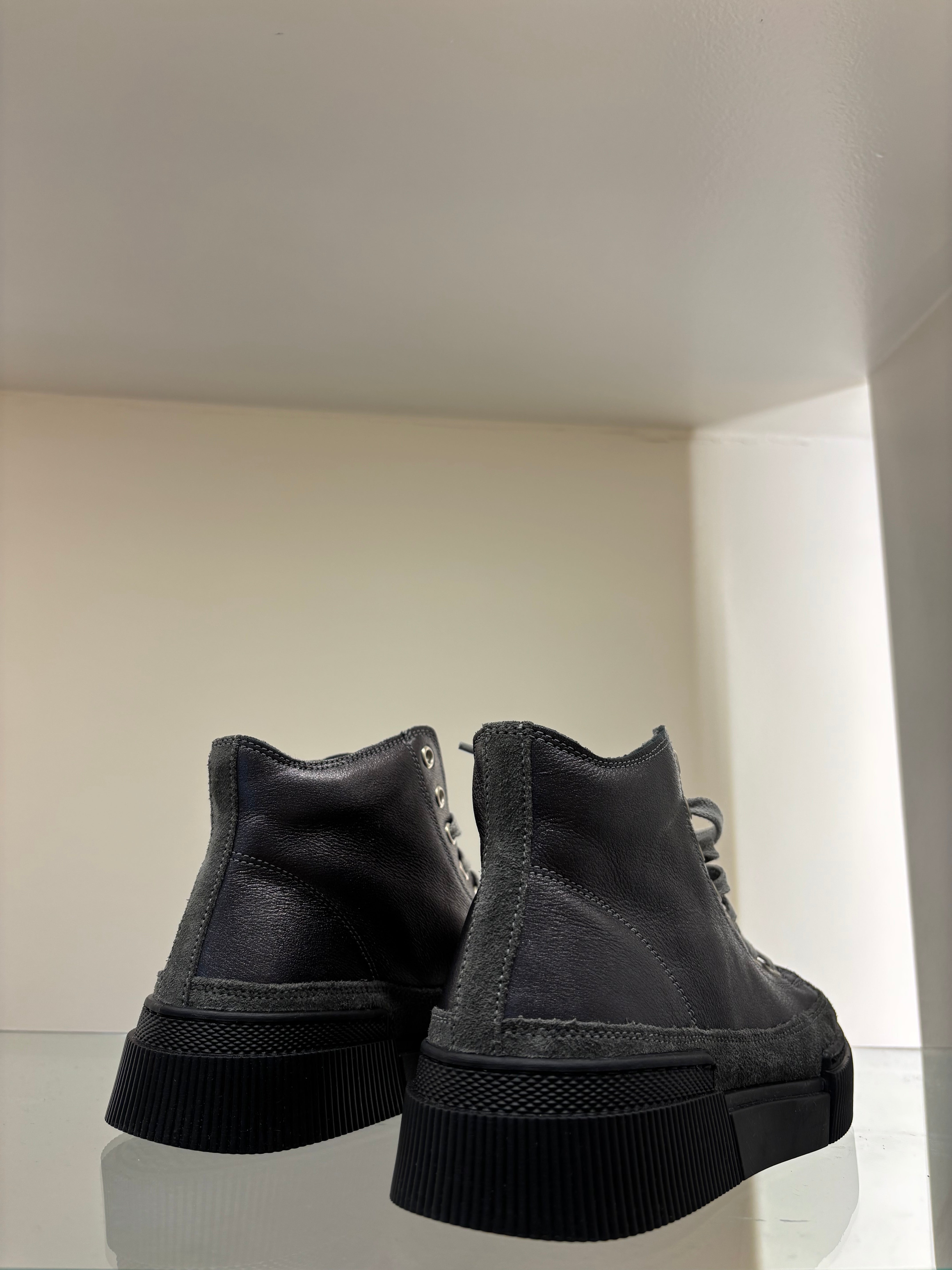 Andia Fora Horo Suede Grey