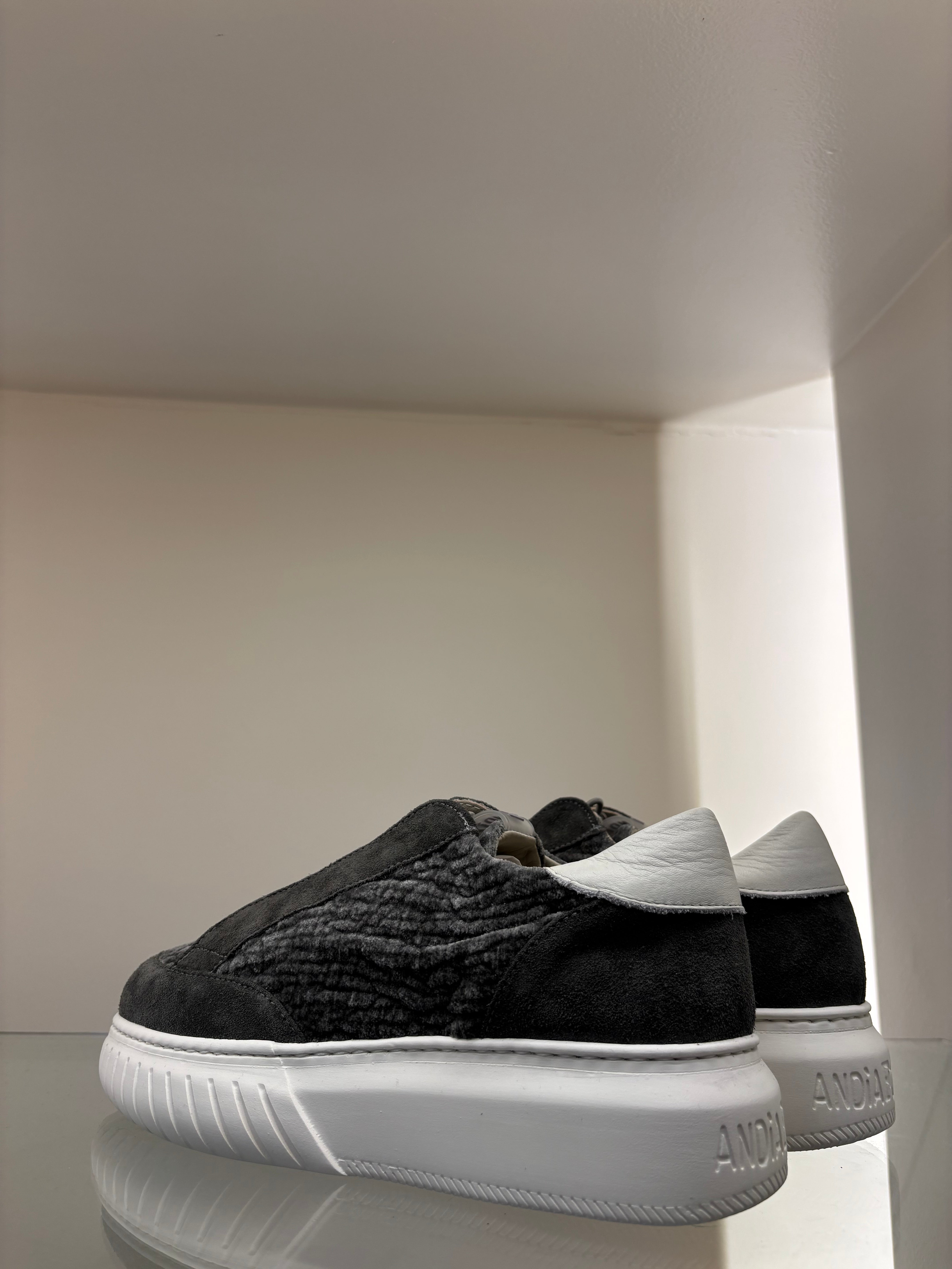Andia Fora Ivor Suede Grey