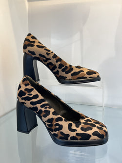 Laura Bellariva Leopard Print Block Heel