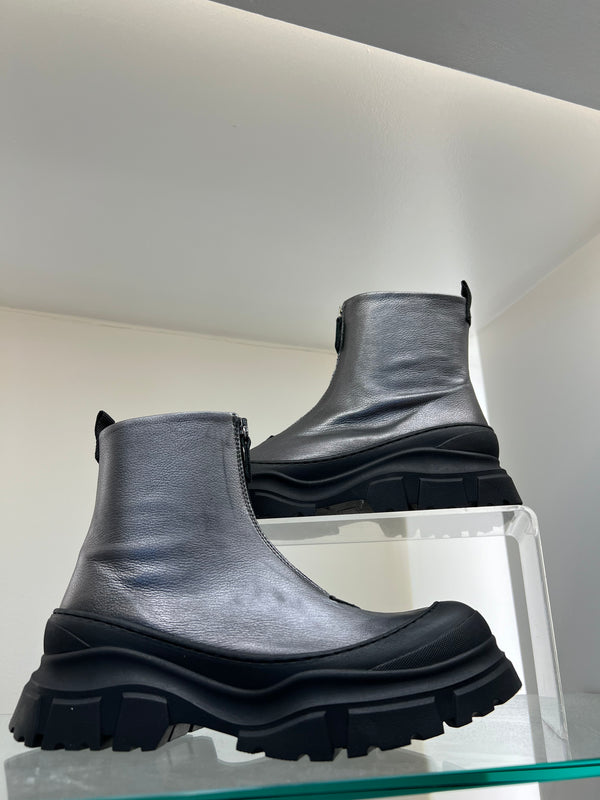 LOFINA Omega Asport Boot