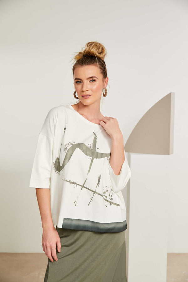 Naya Placement print top with contrast hempanel