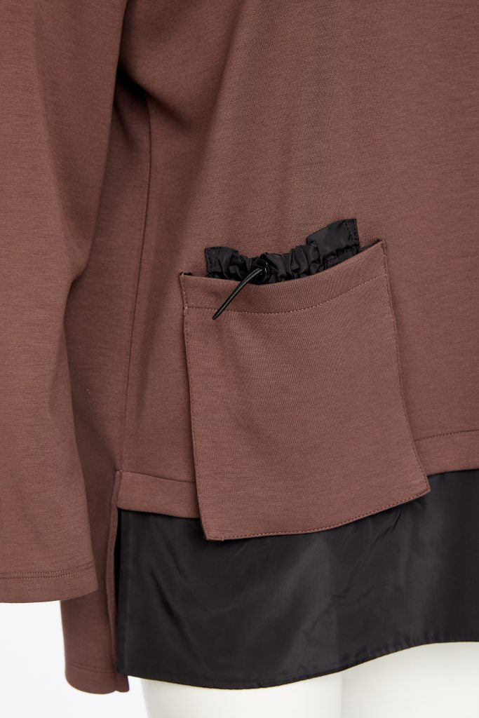 NAYA Soft sweatshirt with contrast at shoulder and hem with pocket detail