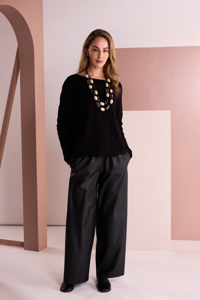 NAYA Circle Design Boat Neck Knit