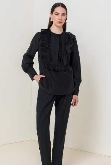 KAMEYA PLEATED RUFFLE DETAIL BLOUSE